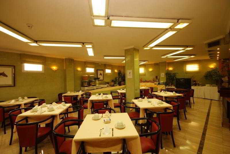 Hotel Derby 3*
